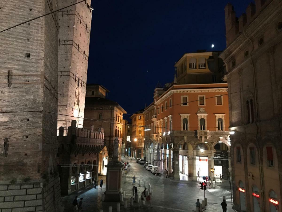 The Pianist S House In The Heart Of Bologna Apartment Екстериор снимка